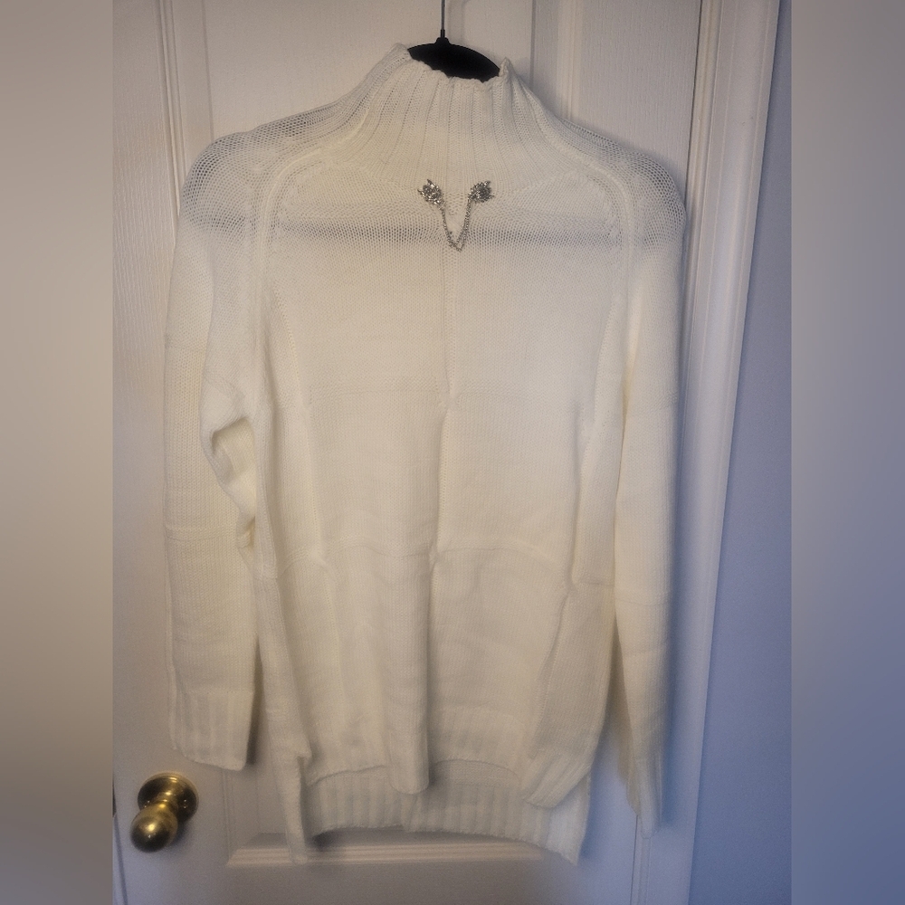 Very Light‎ White Turtleneck Sweater with Vintage Sweater Clips Included!